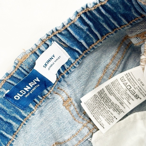 Old Navy baby skinny denim jeans - Picture 3 of 3